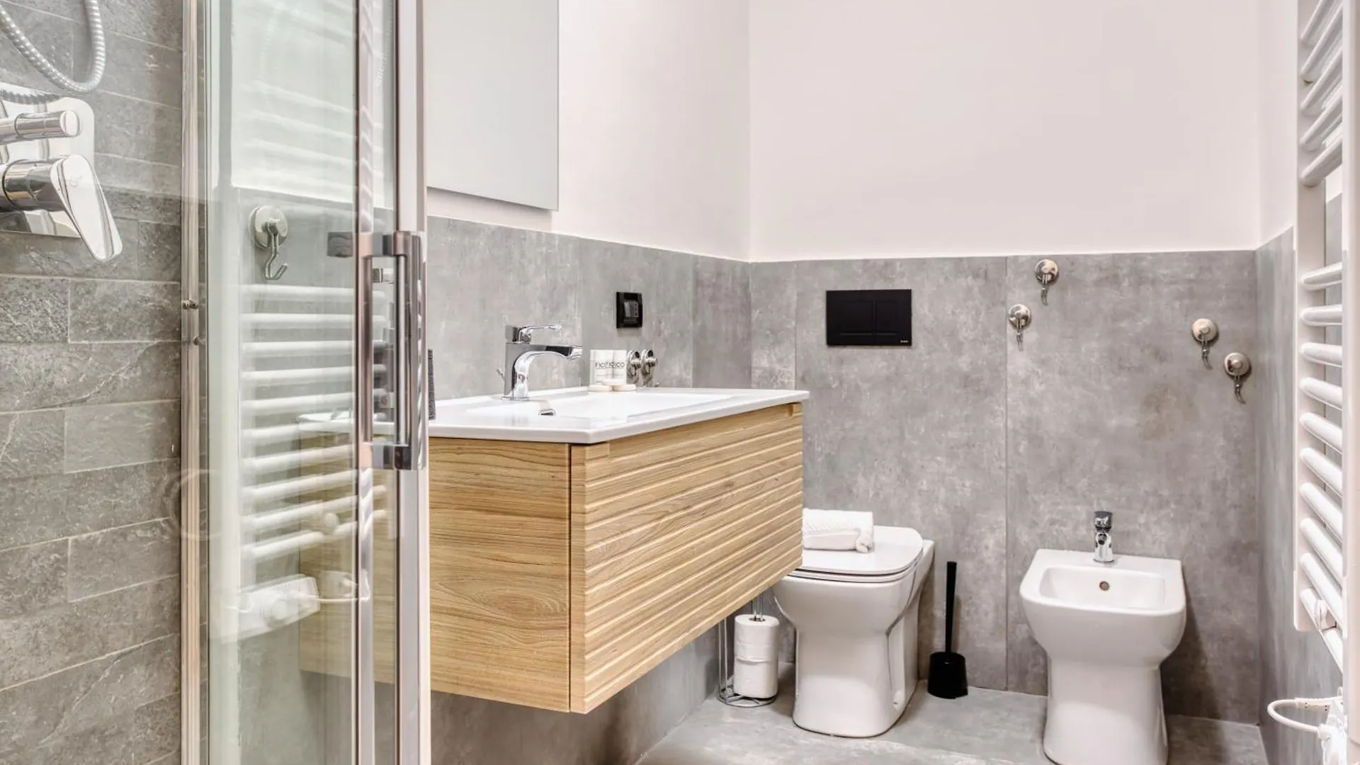 Joivy Elegant & Modern Apartments In Isola District Milan