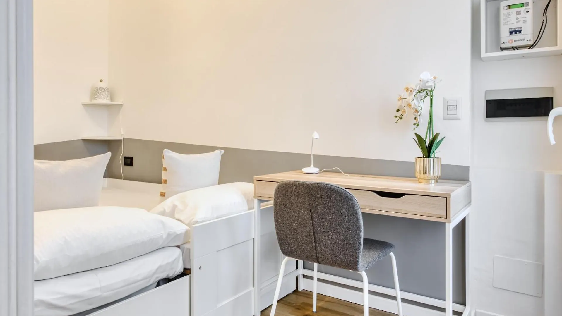 Joivy Elegant & Modern Apartments In Isola District Milan Italy