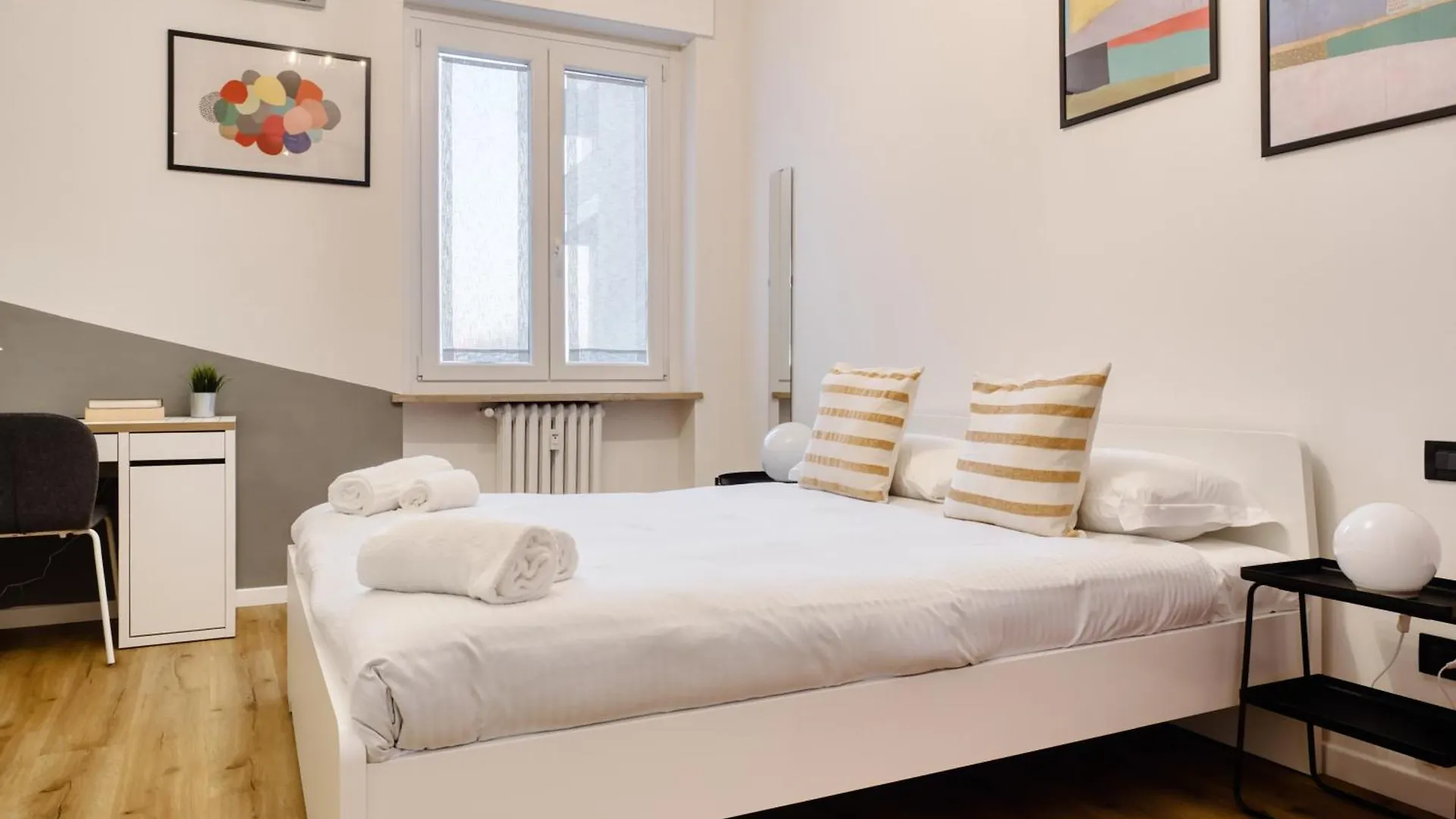 Joivy Elegant & Modern Apartments In Isola District Milan