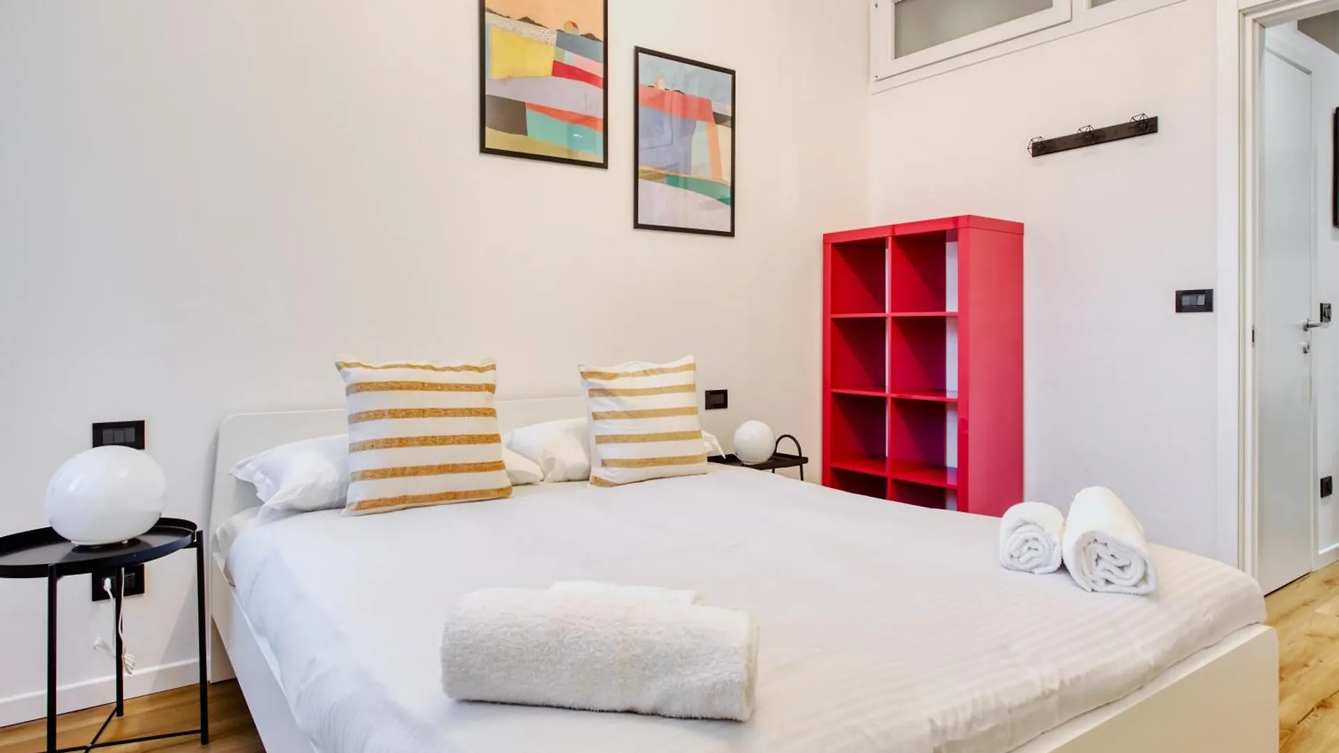 Joivy Elegant & Modern Apartments In Isola District Milan