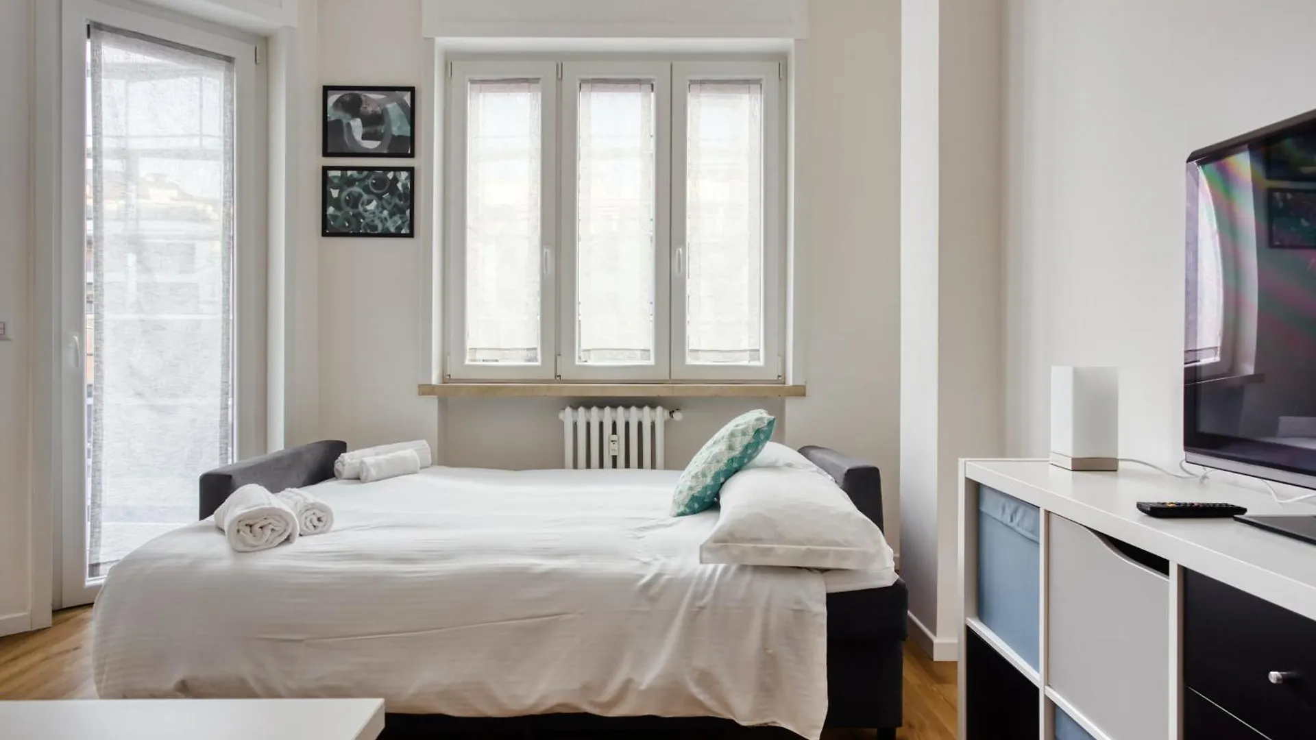 Joivy Elegant & Modern Apartments In Isola District Milan 0*,  Italy